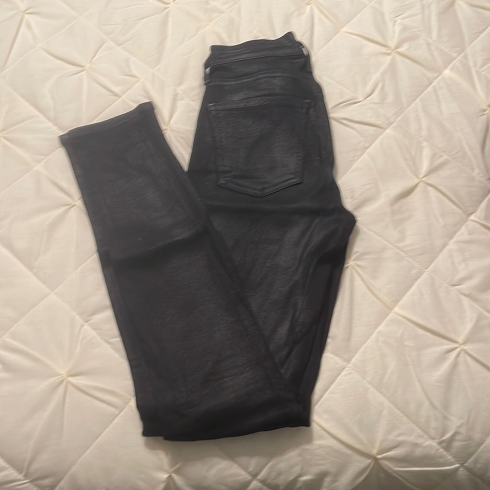 Citizen of Humanity Rocket Crop black jeans